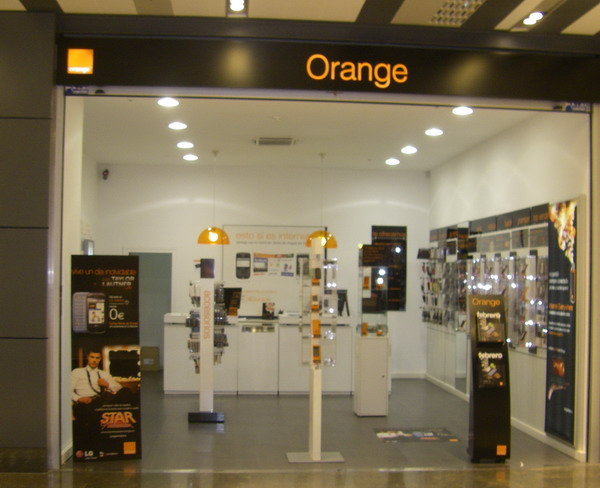 Tienda Orange en Viladecans